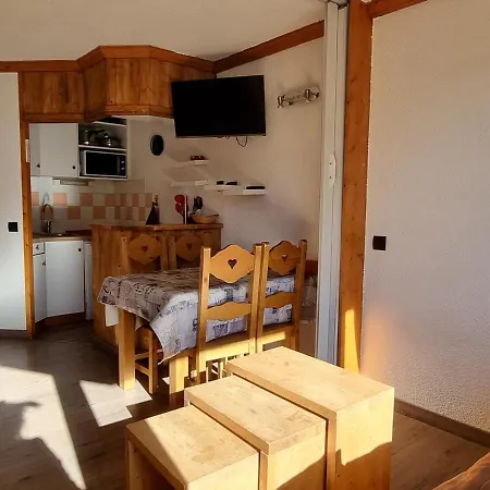 2 étoiles Skis Aux Pieds - Vue Sur Pistes - Fr-1-181-2581 * La Plagne
