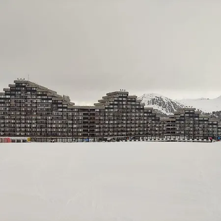 2 étoiles Skis Aux Pieds - Vue Sur Pistes - Fr-1-181-2581